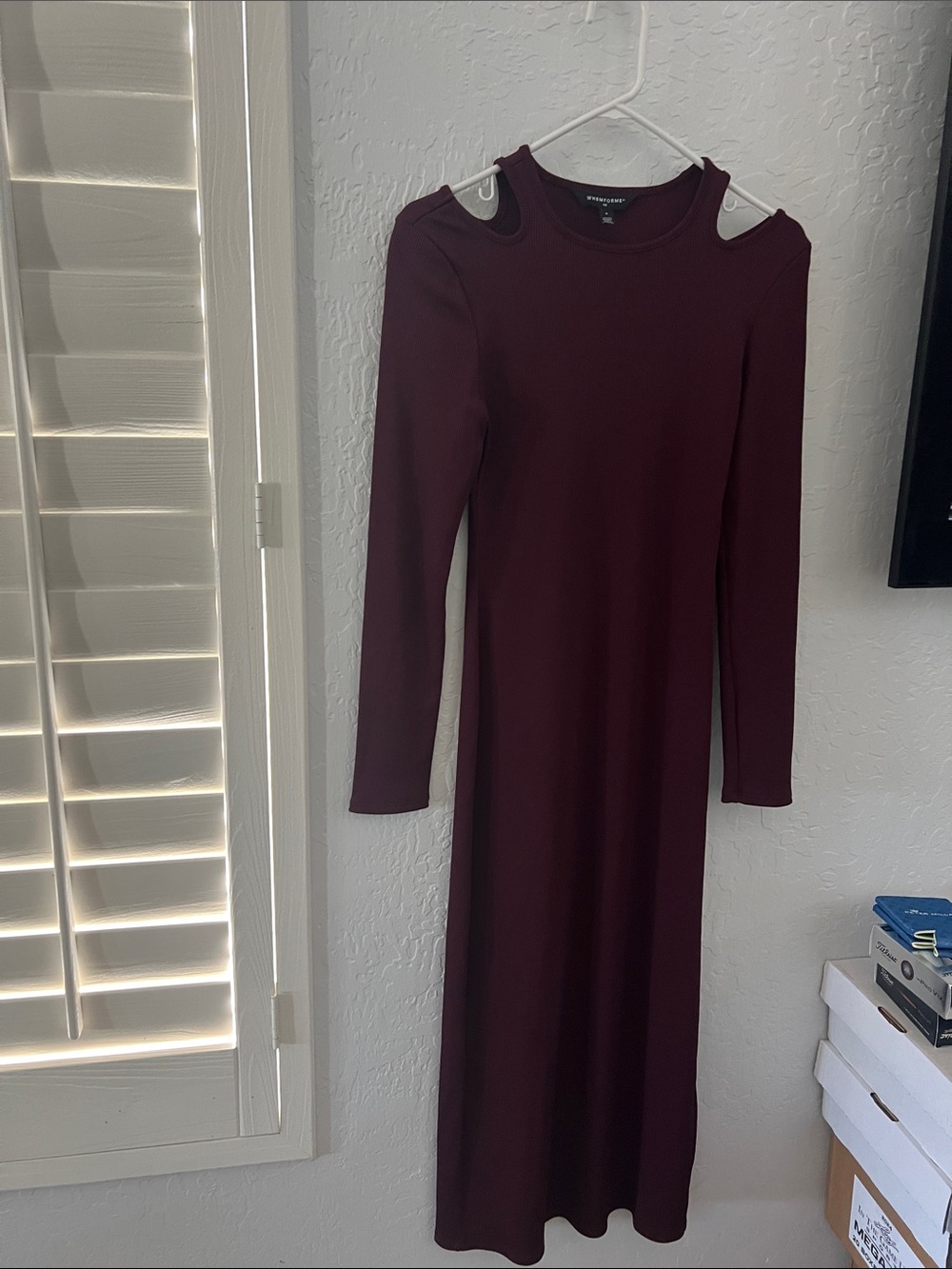 Long Sleeve Cutout Shoulder Maxi Dress in Burgundy